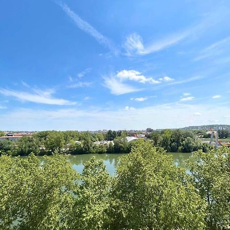 Vue Garonne - Stadium - Tramway トゥールーズ エクステリア 写真