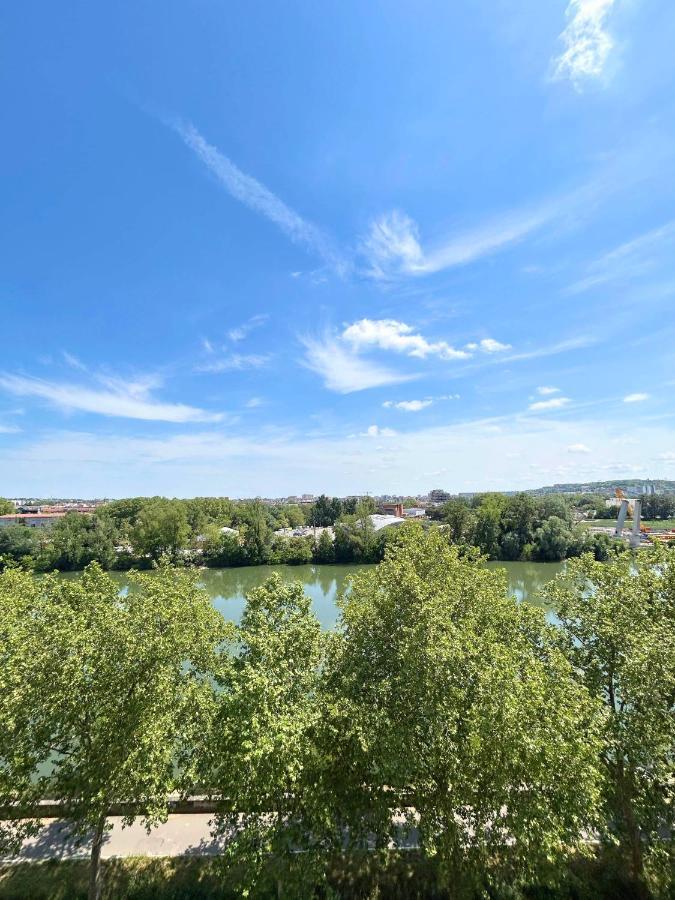 Vue Garonne - Stadium - Tramway トゥールーズ エクステリア 写真